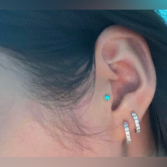 16g 10 Pcs Surgical Stainless Steel Rhinestone Lip Studs NWT - Picture 13 of 13